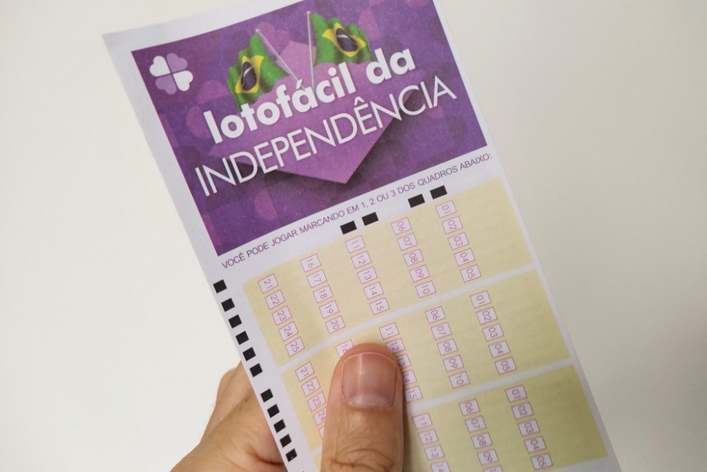 Lotofácil da Independência tem prêmio de R$ 200 milhões; veja números sorteados