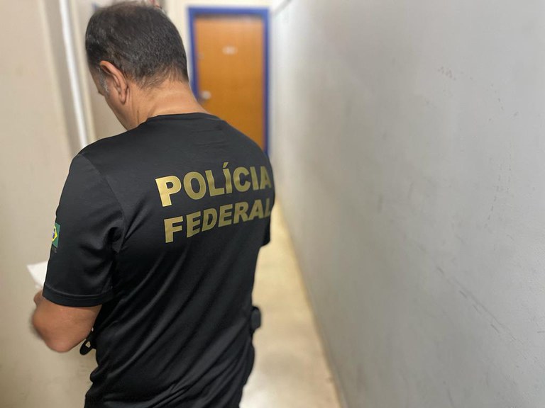 PF prende 11 suspeitos durante operação contra tráfico interncional de armas