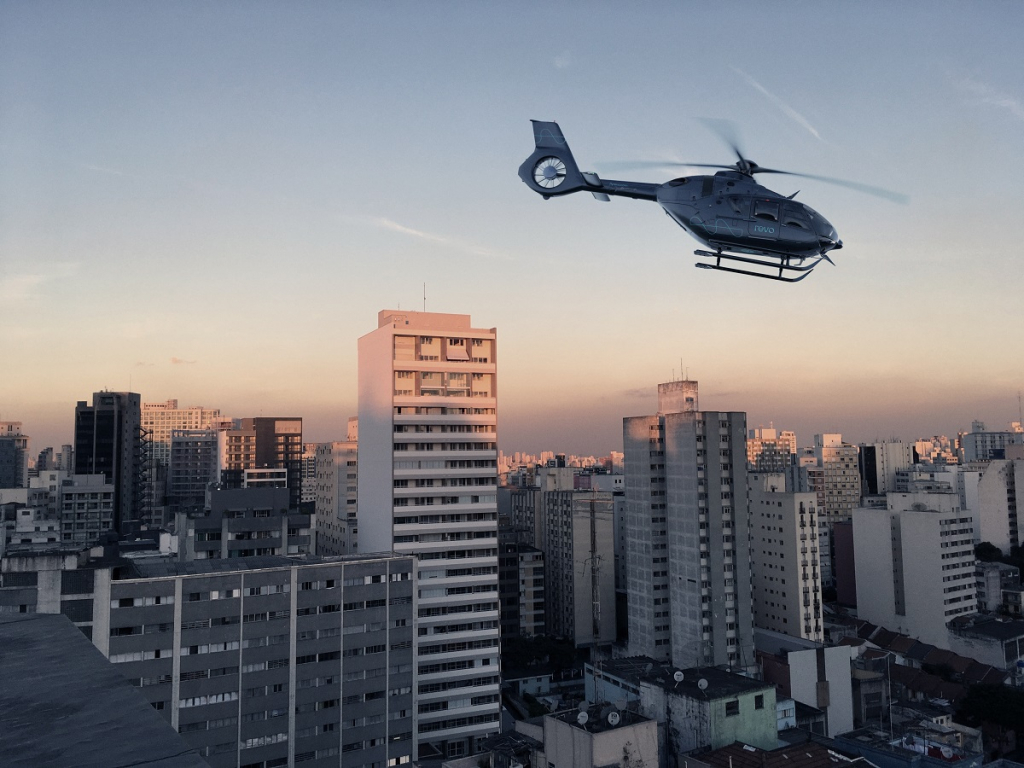 Cansado do trânsito em São Paulo? Veja quanto custa corrida por aplicativo de helicóptero
