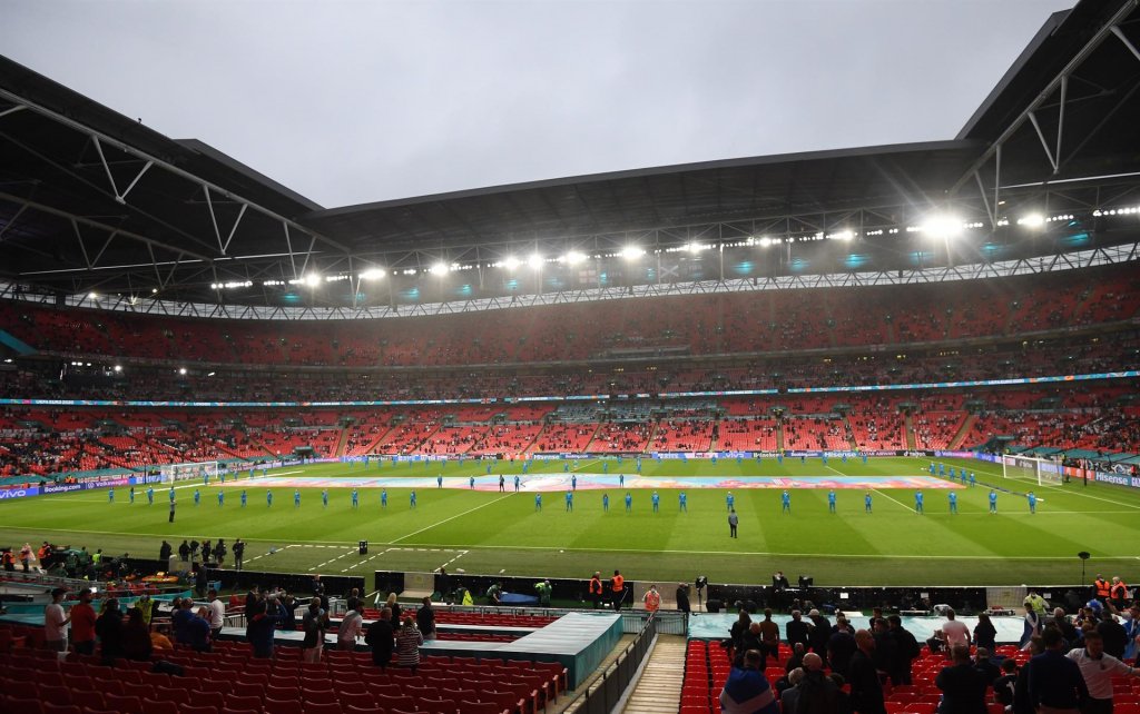 Final e semifinais da Eurocopa terão até 60 mil torcedores no Wembley