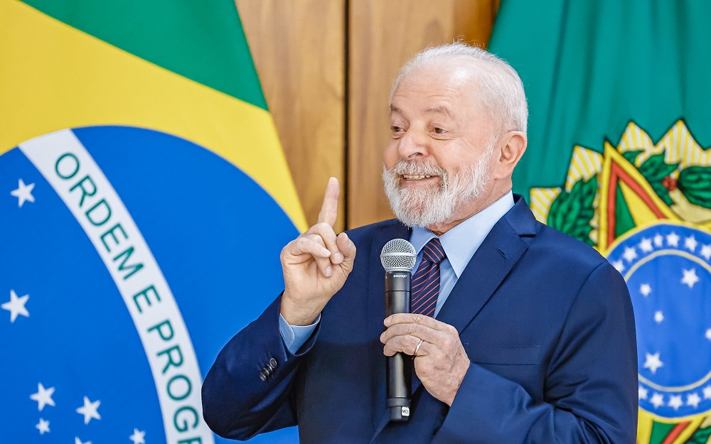Lula convoca governadores para ato público no dia 8 de Janeiro