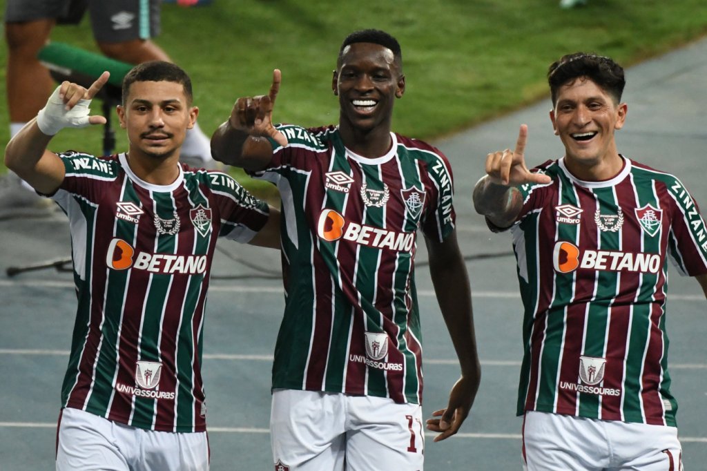 Fluminense faz 3 a 1 no Olimpia e abre vantagem na 3ª fase da Libertadores