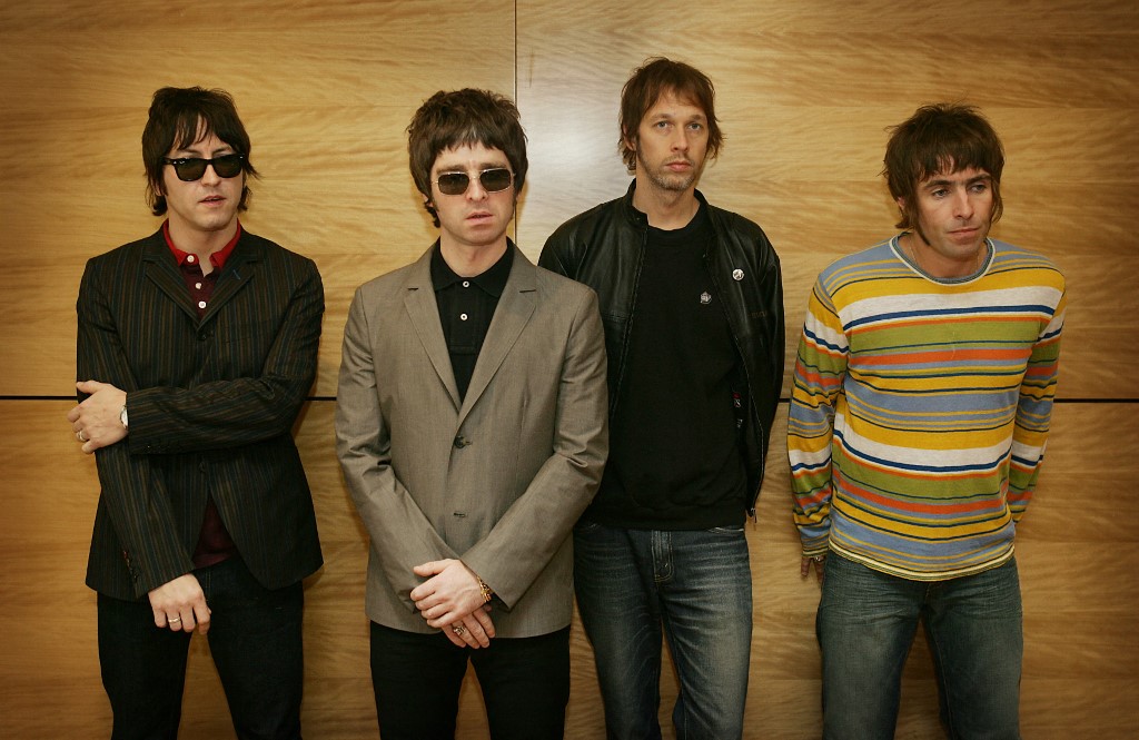 Oasis anuncia volta aos palcos em turnê comemorativa sem Noel Gallagher