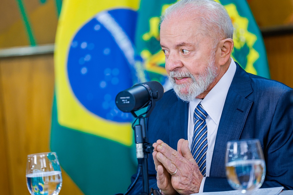 ‘Como o presidente da República ganha as eleições e não indica quem preside o Banco Central’, reclama Lula 