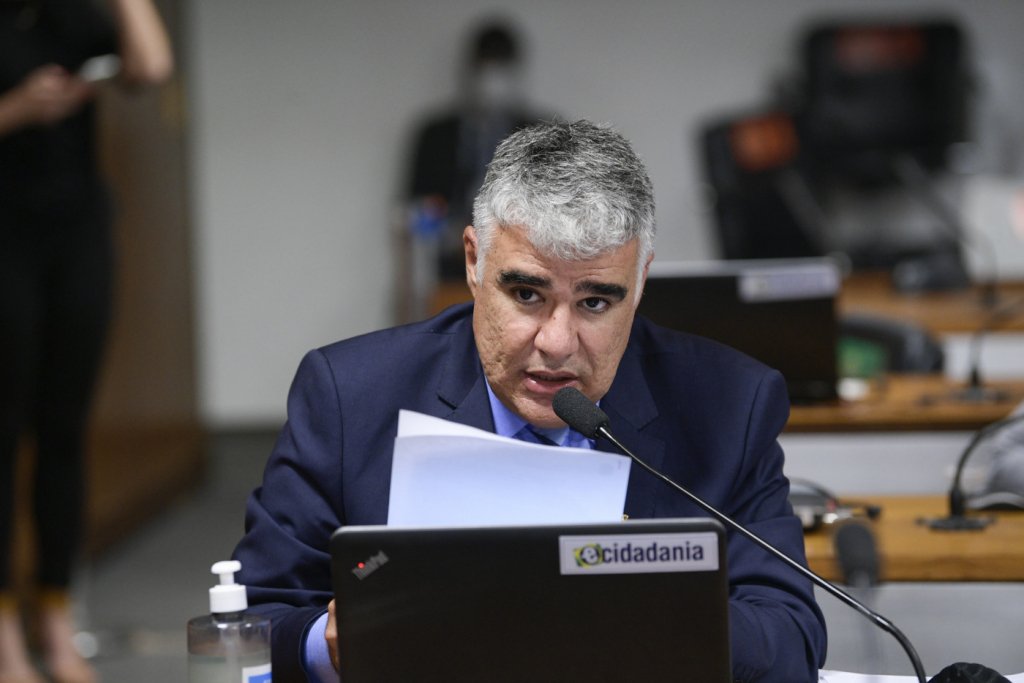 Girão critica requerimento sobre a Jovem Pan: ‘CPI é usada para perseguição política’