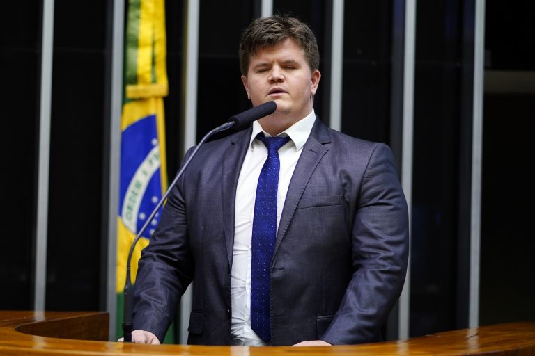Deputado nega que CPI do MEC busque investigar participação de Bolsonaro em supostas fraudes