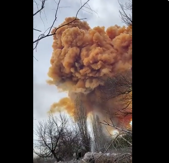 Rússia bombardeia fábrica de produtos químicos em Severodonetsk