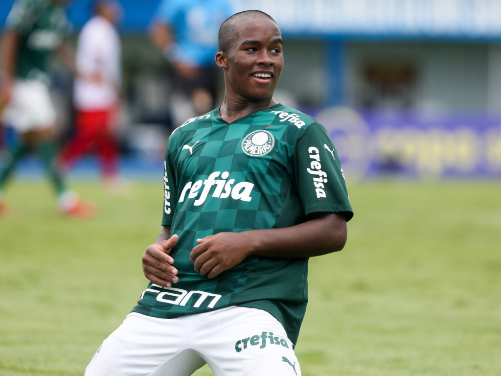 Endrick faz dois gols, Palmeiras vence o Real Ariquemes-RO e avança na Copinha