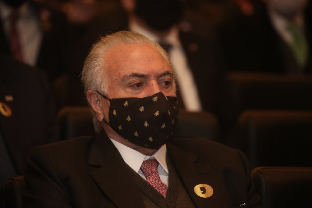 Bolsonaro poderia ser ‘herói nacional’ se tivesse unido forças contra a Covid-19, diz Temer