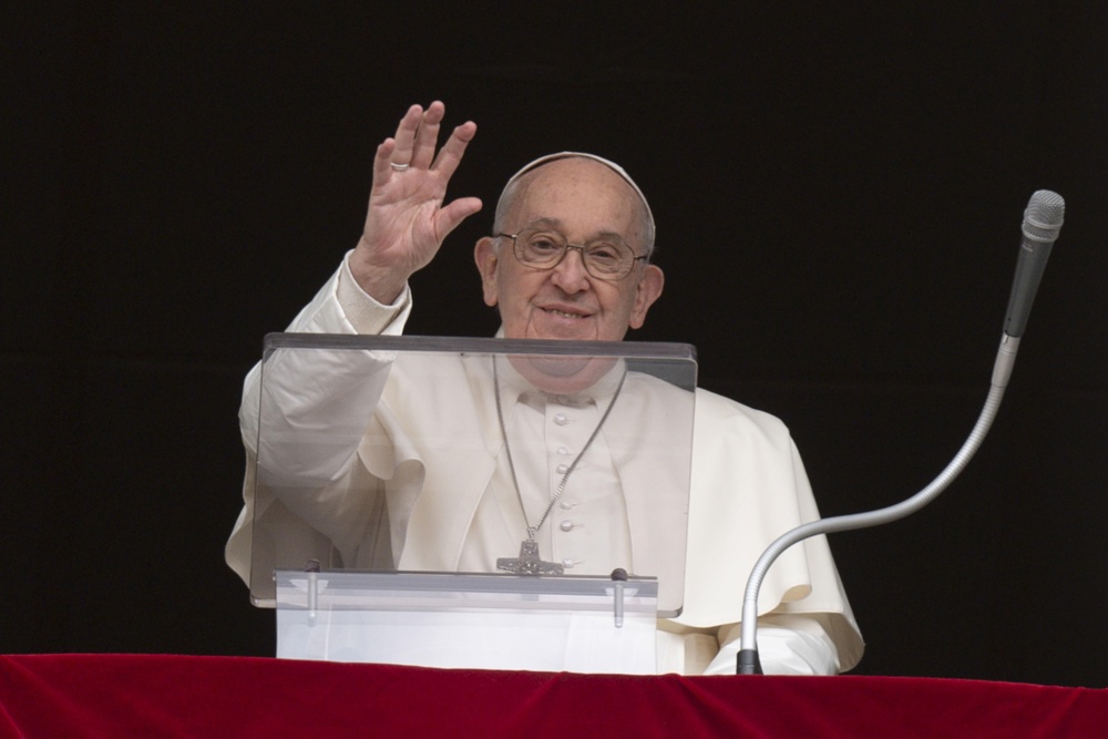 Papa Francisco faz apelo: ‘que o dom da paz chegue onde é mais necessário: aos povos exaustos pela guerra’