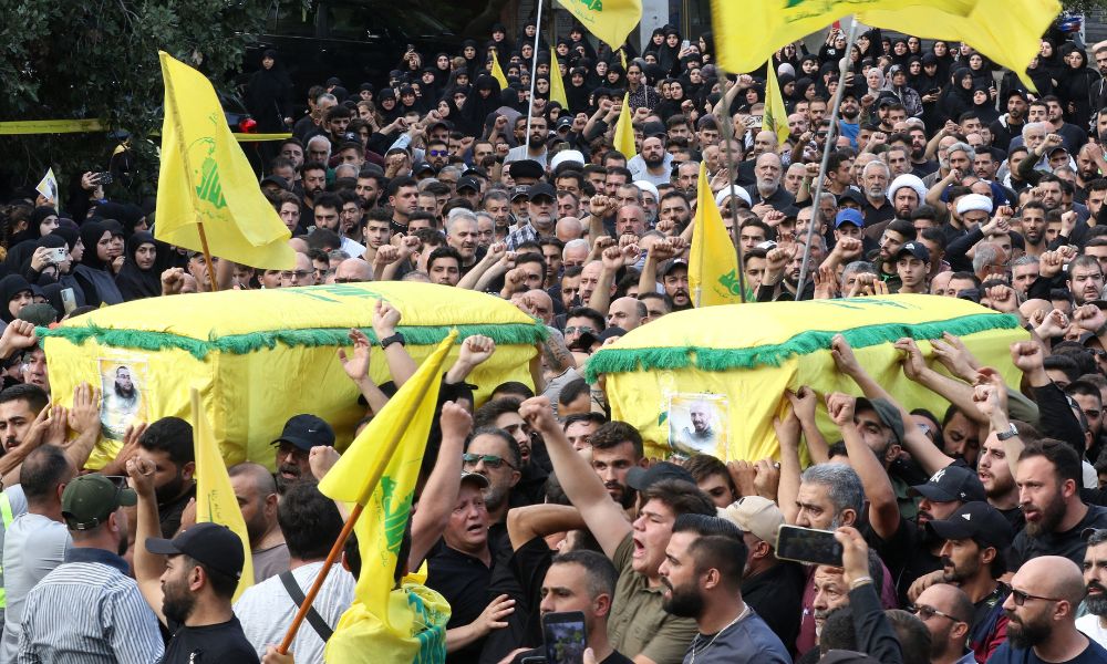 Hezbollah confirma morte de chefe da unidade aérea após bombardeio de Israel 