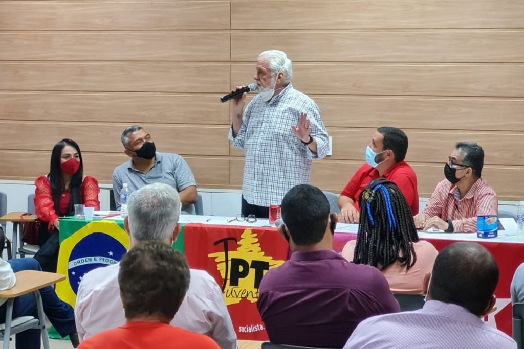 Jacques Wagner retira pré-candidatura e sai da disputa pelo governo da Bahia