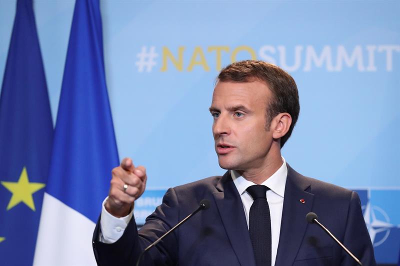 Macron critica ‘nacionalismo das vacinas’ e promete apoio à OMS para acelerar imunização global