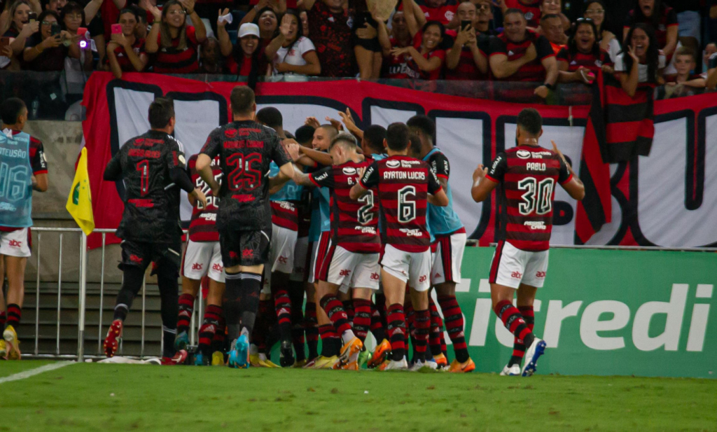 Flamengo vence Cuiabá com o time reserva e sobe na tabela do Brasileirão 