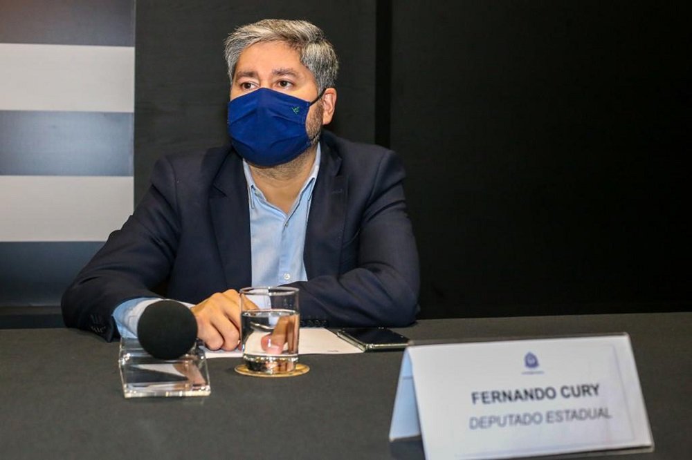 Fernando Cury é expulso do Cidadania por caso de assédio sexual contra Isa Penna