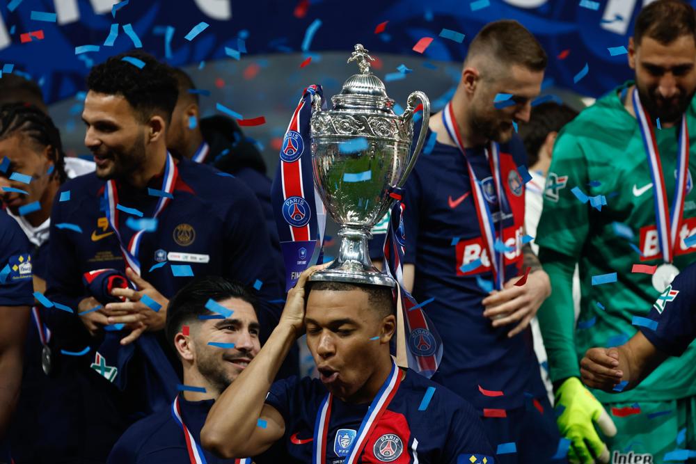 PSG é campeão da Copa da França em despedida de Mbappé