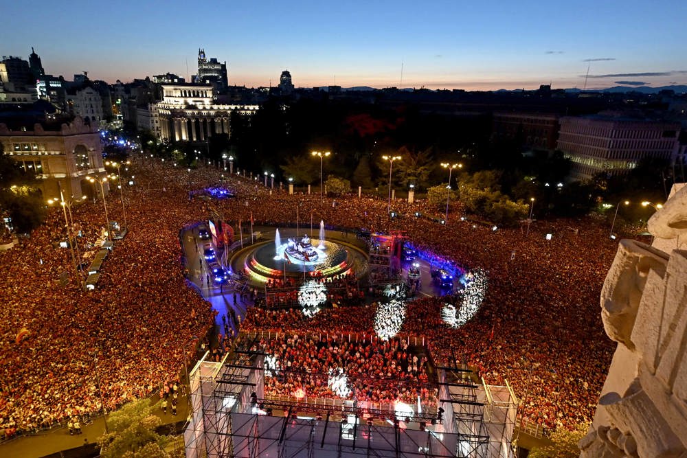 Espanha celebra título da Eurocopa com festa em Madri 