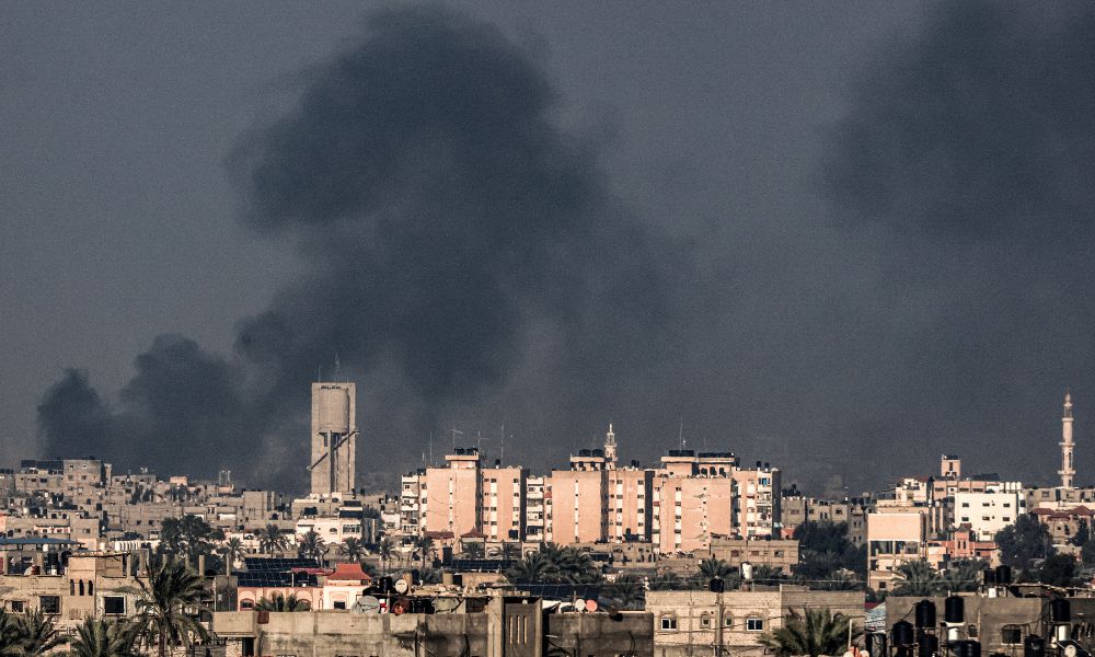 Bombardeiro em Gaza mata ao menos 110 pessoas em 24 horas