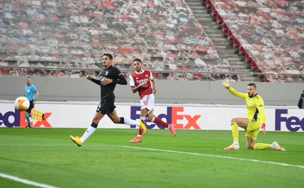 Liga Europa: Arsenal vence, elimina o Benfica e aumenta pressão em Jorge Jesus