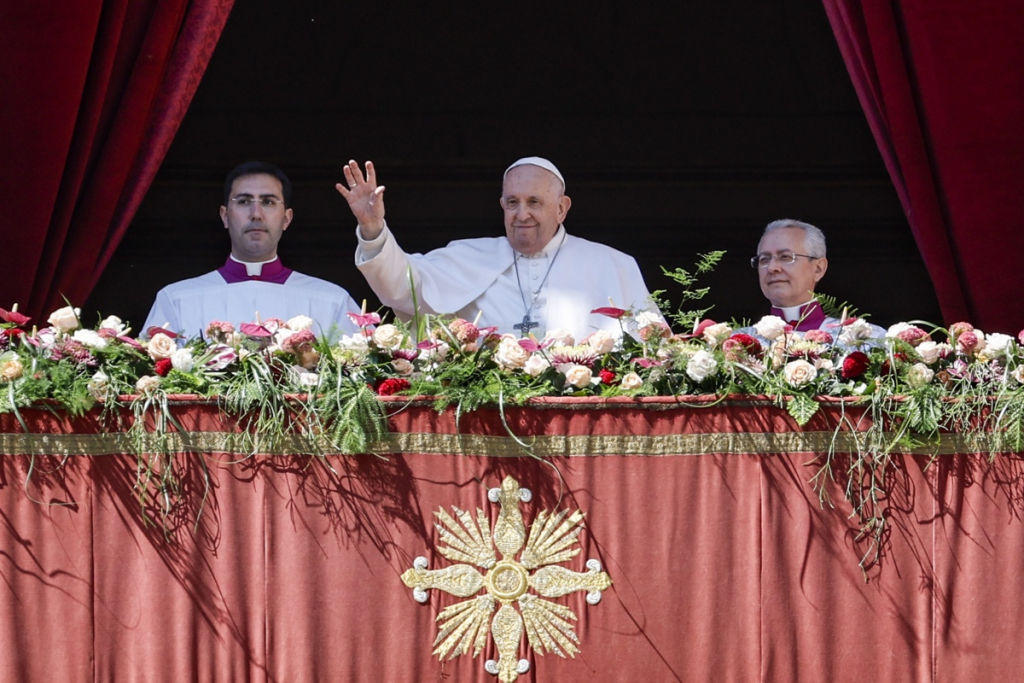 Papa roga por diálogo entre Israel e Palestina em sua mensagem de Páscoa