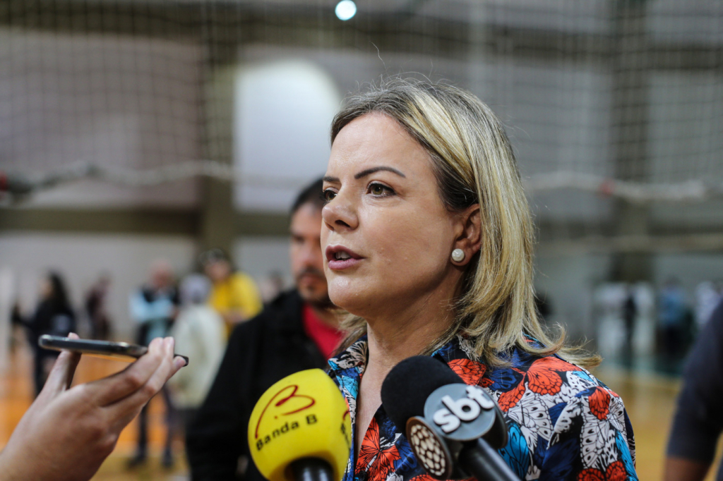 PT vai abordar ‘caráter eleitoreiro’ do Auxílio Brasil em campanha, mas nega ‘crítica’ ao benefício