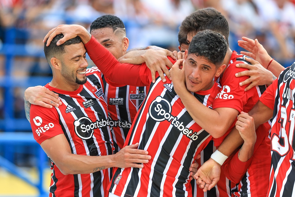 São Paulo faz gol nos acréscimos e vence o Santo André no Grande ABC