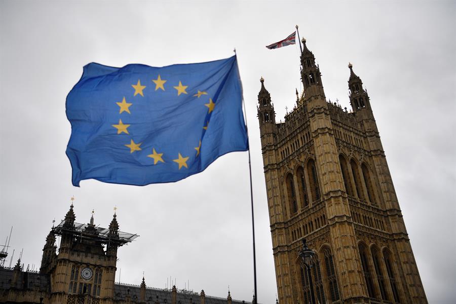 Negociadores britânicos vão à Bélgica tentar acordo com UE sobre o Brexit