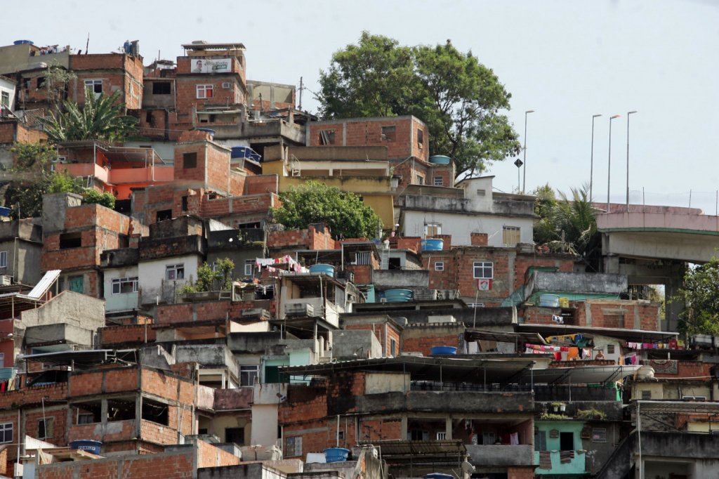 MPRJ diz ao STF que cabe às polícias avaliar necessidade de operações em favelas
