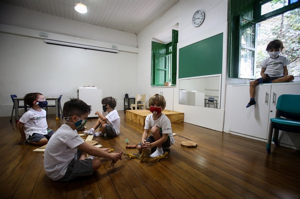 Falta de alimentos e escolas fechadas: situação de famílias no Brasil piorou nos últimos meses, diz Unicef
