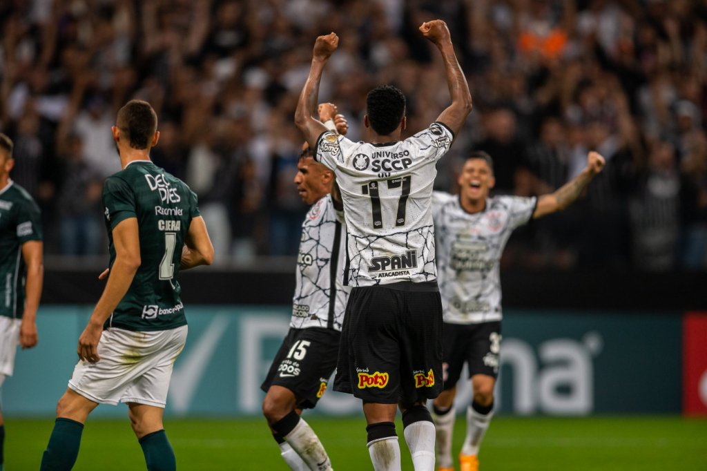 Copa do Brasil: Vítor Pereira deve escalar reservas do Corinthians contra a Portuguesa-RJ