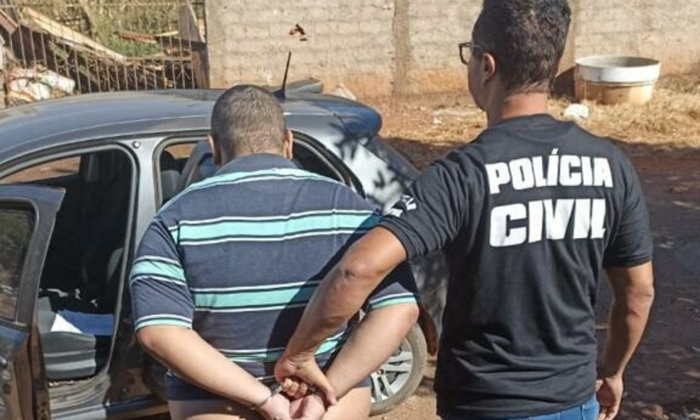 Homem é preso por fingir ser gestor de empresa e aplicar golpe em 20 pessoas em Goiás