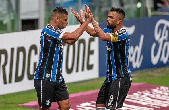 Com hat-trick de Diego Souza, Grêmio goleia o Ayacucho por 6 a 1 na Libertadores