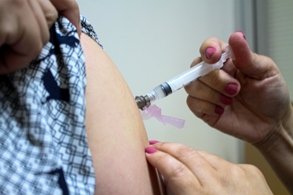 Busca por agendamento online de vacinas cresce mais de 1000% na pandemia