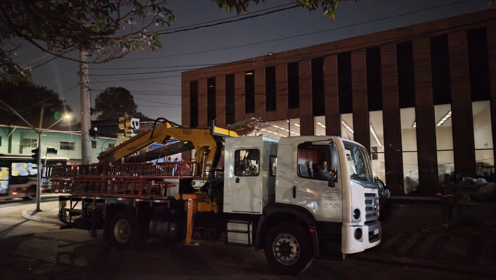 Governo de São Paulo instala gabinete de crise diante de temporal 