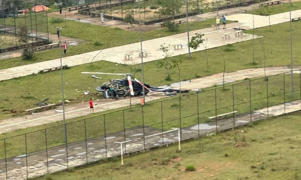 Helicóptero cai em Campo Belo, na Zona Sul de São Paulo