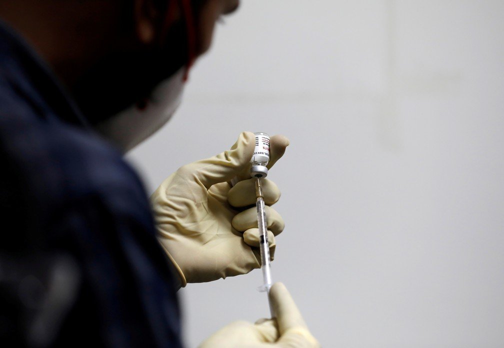 Farmacêutica irá pedir autorização à Anvisa para realizar testes de vacina da Índia contra a Covid-19