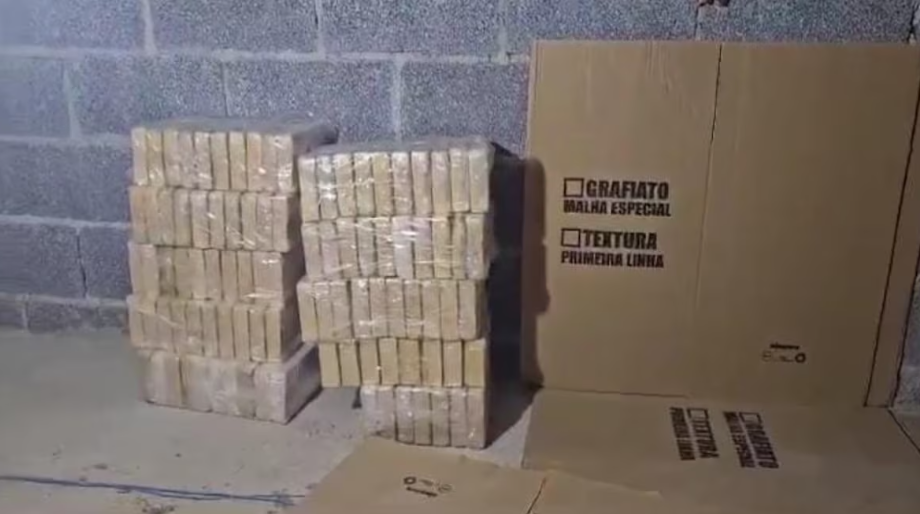 Quase duas toneladas de cocaína são encontradas em Jundiaí em bunker escondido