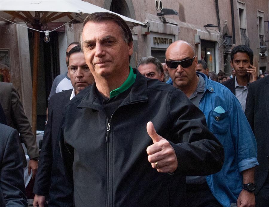 Bolsonaro é homenageado em cidade italiana: ‘É uma emoção muito grande encontrar os parentes’