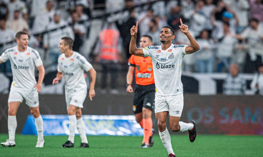 Santos vence Bragantino por 3 a 1 e está de volta à final do Paulista após oito anos