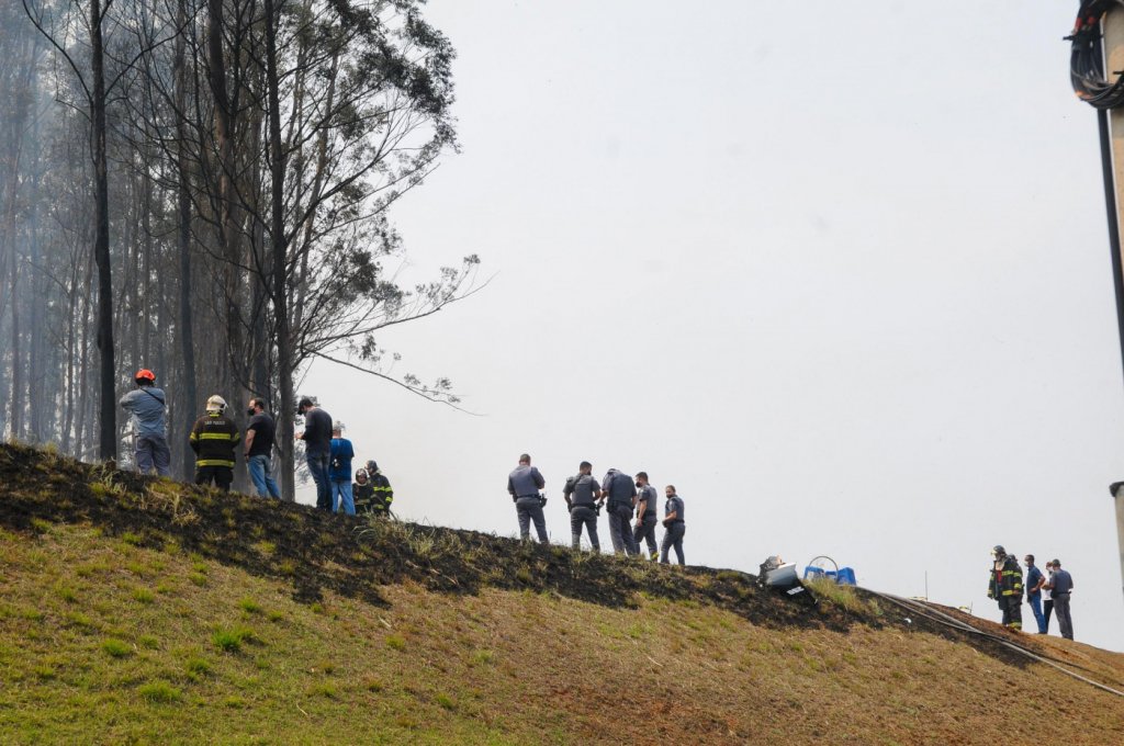 Veja o momento da queda do avião que matou sete pessoas em Piracicaba