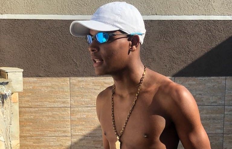 MC Jotinha é morto a tiros após desentendimento em bar no Rio de Janeiro