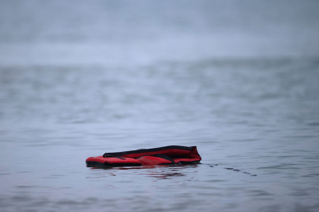 Naufrágio deixa ao menos cinco migrantes mortos no Mar Egeu