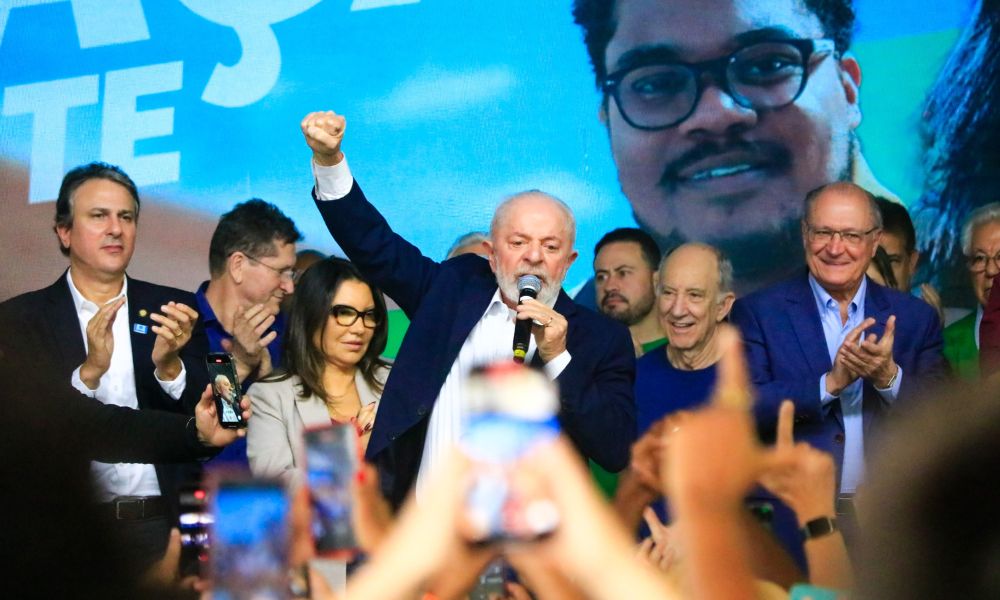 ‘Eu não gasto com universidade, eu invisto no futuro desse país’, diz Lula em evento em São Paulo 