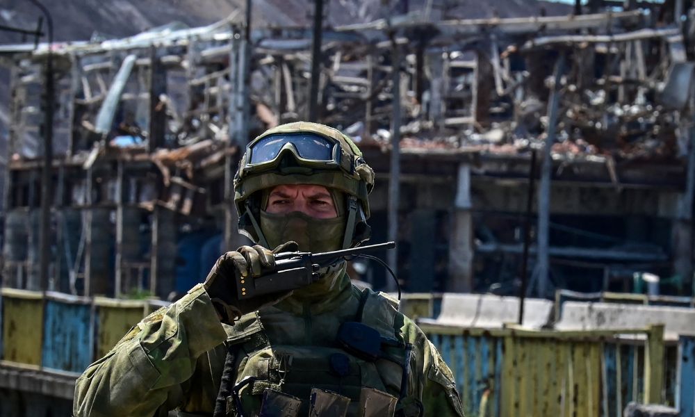 Britânico capturado no leste da Ucrânia por separatistas morre na prisão