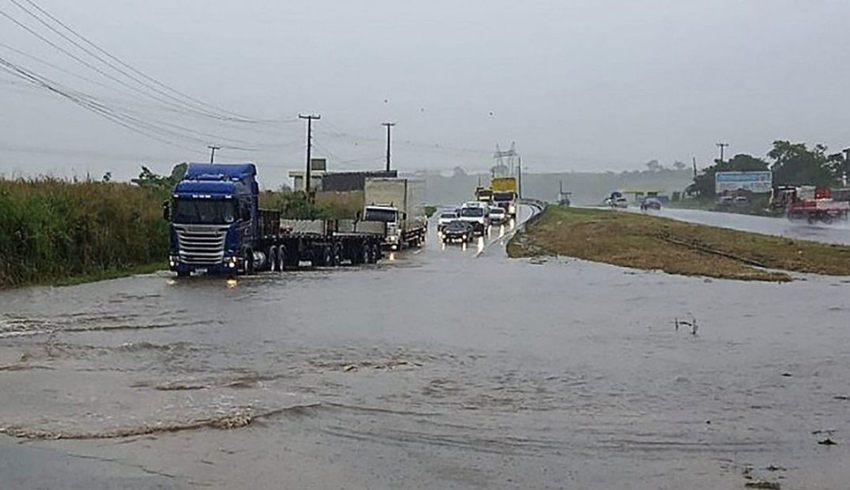 Pernambuco e Alagoas somam 41 municípios em situação de emergência por chuvas