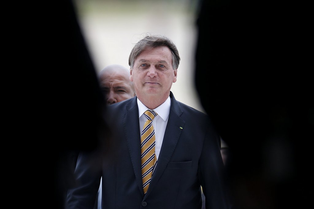 ‘Ninguém vence uma maratona se não estiver preparado’, diz Bolsonaro