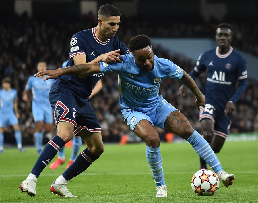 Com gol de Gabriel Jesus, Manchester City vira sobre o PSG e garante liderança do grupo