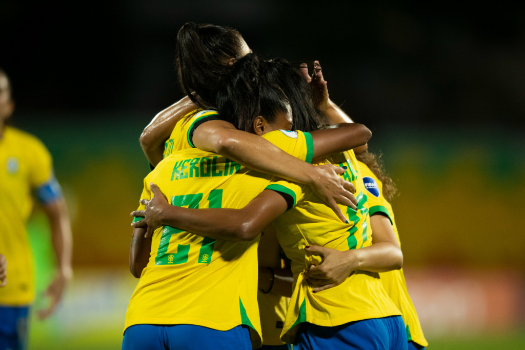 Copa América feminina: Brasil vence fácil o Paraguai e decidirá título contra a Colômbia