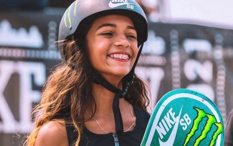 Rayssa explica ‘segredo’ para encaixar manobra do título em etapa no Mundial de skate street