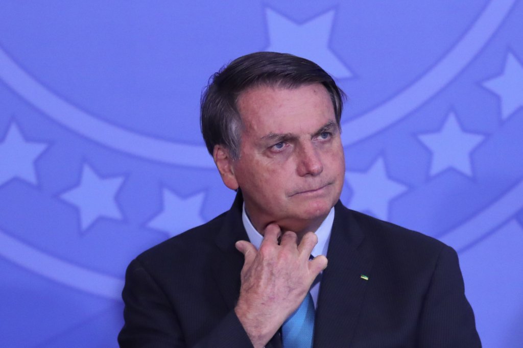 Em evento, Bolsonaro ignora perguntas sobre novo apagão no Amapá